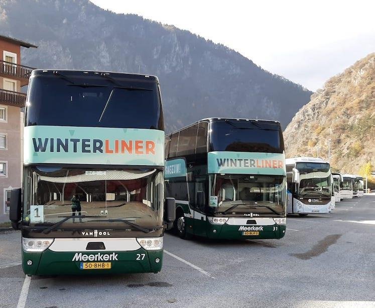 verkopen Oneindigheid visueel Goedkope Royal Class buspendel of busreis naar de wintersport met  Winterliner!